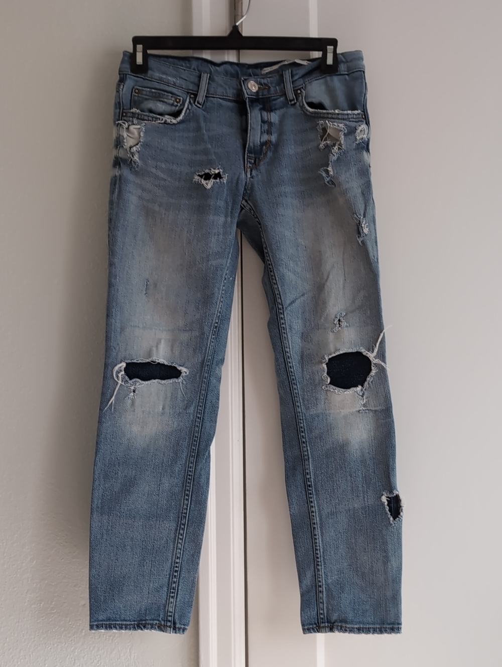 Distressed Zara Women’s Jeans - Light Blue